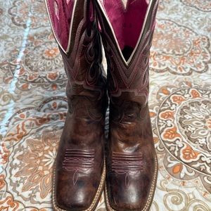 Women’s Ariat Crossfire Cowboy Boots